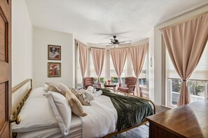 6 bedrooms, in-room safe, desk, iron/ironing board