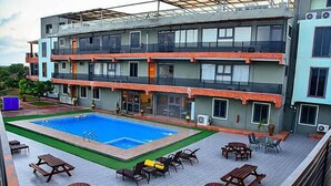 Unclassified image, 3 of 13, button - RB Park Hill Hotel (Prampram)