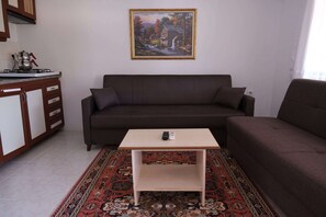 베이직 아파트 | 거실 공간