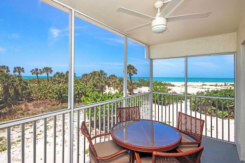 Beach Villa 2117: Beachfront Luxury on Captiva