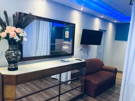 Family Apartment | Living area | Smart TV