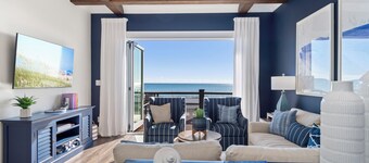 Brand New 2024 Oceanfront 10BR Duplex! Pool, Tiki Bar, Stunning Luxury Awaits!