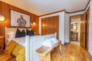 4 habitaciones, internet y ropa de cama