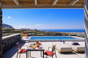 Terrace/patio - Avan Luxury Villas (Santorini)