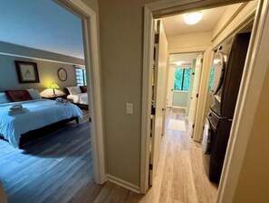 4 bedrooms, Internet, bed sheets