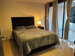 3 bedrooms, WiFi, bed sheets