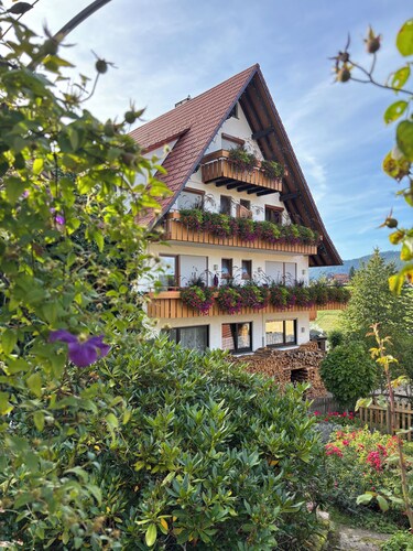 Charming vacation apartment Landhaus Wahr in the Black Forest, Baiersbronn (BW)