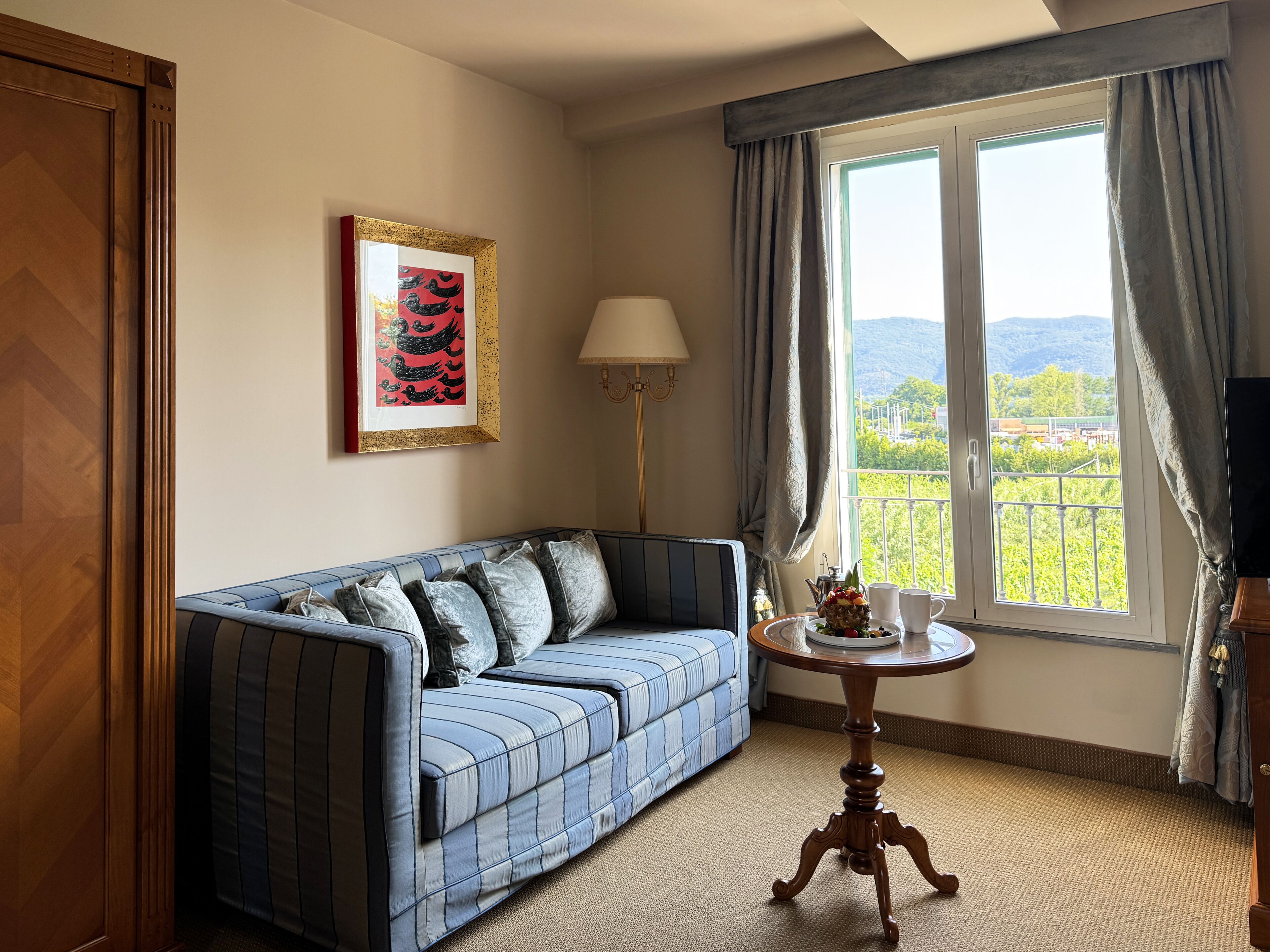 Habitación superior con 1 cama doble o 2 individuales | Escritorio