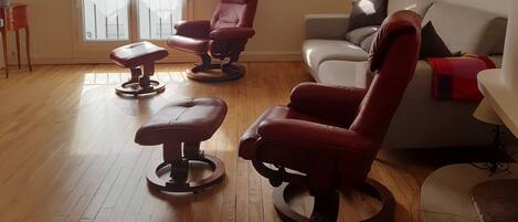 تلفزيون، كُتُب