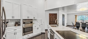 Relaxing Family Retreat In The Heart Of Sebastian 3 Bedroom Home