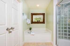 Condo, 3 Bedrooms | Bathroom