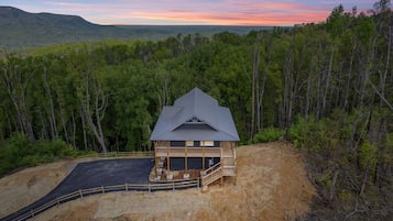 Cabin, 3 Bedrooms | Exterior