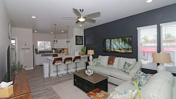 Townhome, 2 Bedrooms | Living area | Smart TV