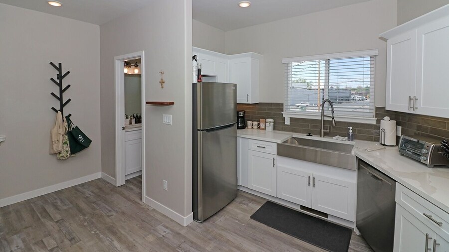 Modern Ascend 2 Bedroom Townhouse