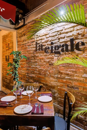 تناول الطعام
