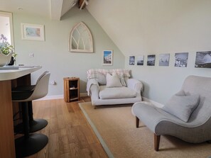 Living area - Bentley Rise (Lyme Regis)