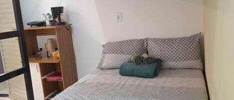 1 soverom, strykejern/-brett, wi-fi og sengetøy