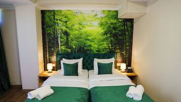 Deluxe Suite | In-room safe, desk, laptop workspace, free WiFi