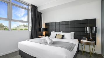 1 bedroom, desk, iron/ironing board, WiFi