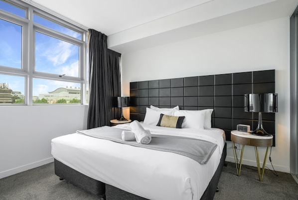 1 makuuhuone, työpöytä, silitysrauta/-lauta, Wi-Fi