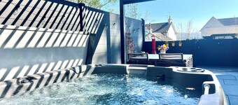 Luxury Glamping Escape - Hot tub - West Coast Scotland
