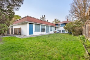 House | 5 bilik tidur 