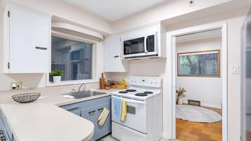 House | 5 bilik tidur