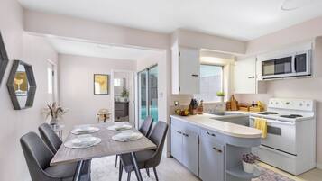 Nhà | 5 phòng ngủ