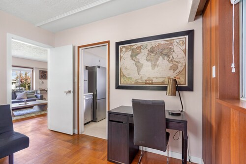 Spacious Home w Indoor Pool