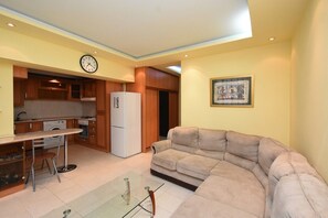 Living area - Apartment on Tumanyan street (Yerevan)