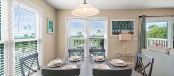 All Decked Out: Indian Pass Beachfront, Private Pool, Pet-Friendly!