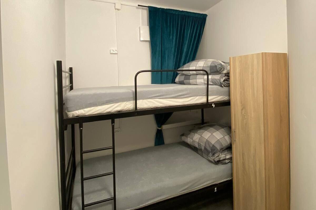 Habitación básica con 1 cama matrimonial o 2 individuales