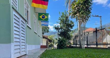 Stay comfortably and conveniently in the heart of Pomerode! Feel at home!