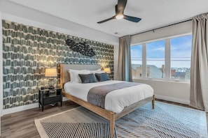 4 bedrooms, iron/ironing board, travel cot, free WiFi - Beach Access Modern Kitchen AC Parking Wifi (Seaside Heights)