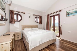 3 bedrooms, WiFi, bed sheets