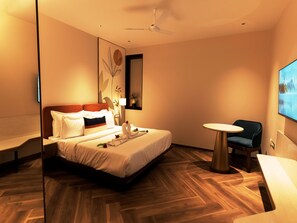 Deluxe Double Room | Desk, soundproofing, free WiFi