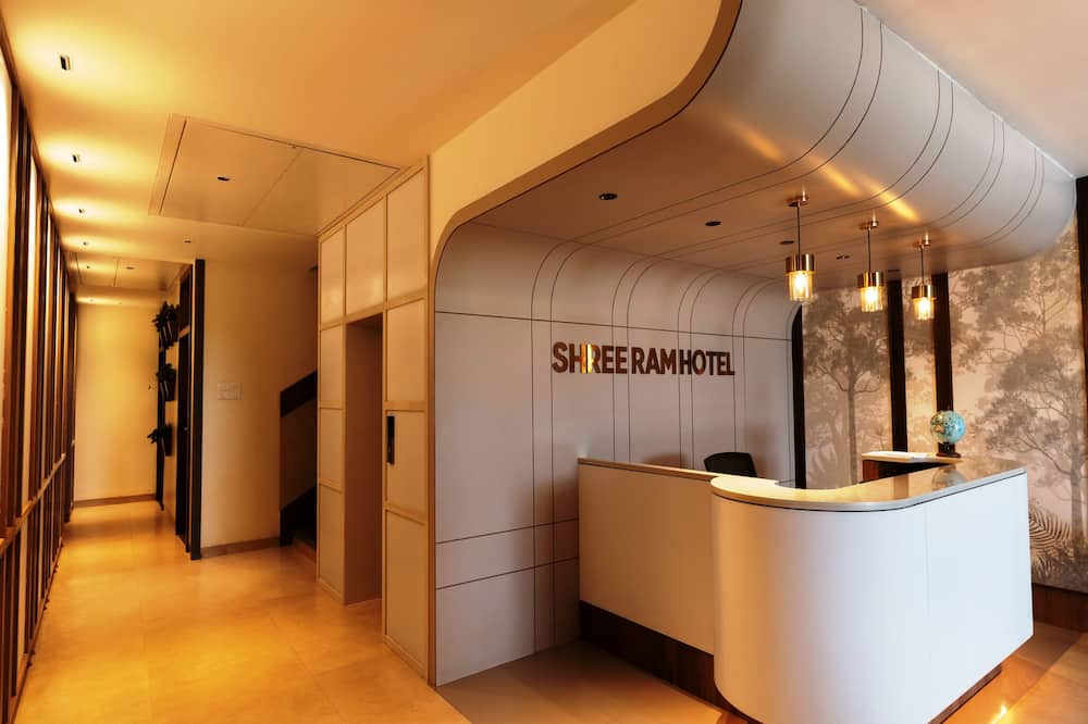 Shree Ram Hotel - Bharkala