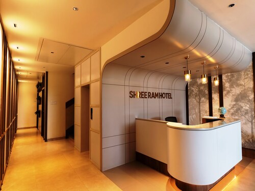 Shree Ram Hotel