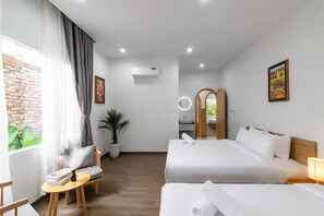 5 habitaciones, tabla de planchar con plancha y wifi gratis 