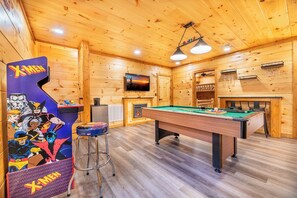 Spielezimmer