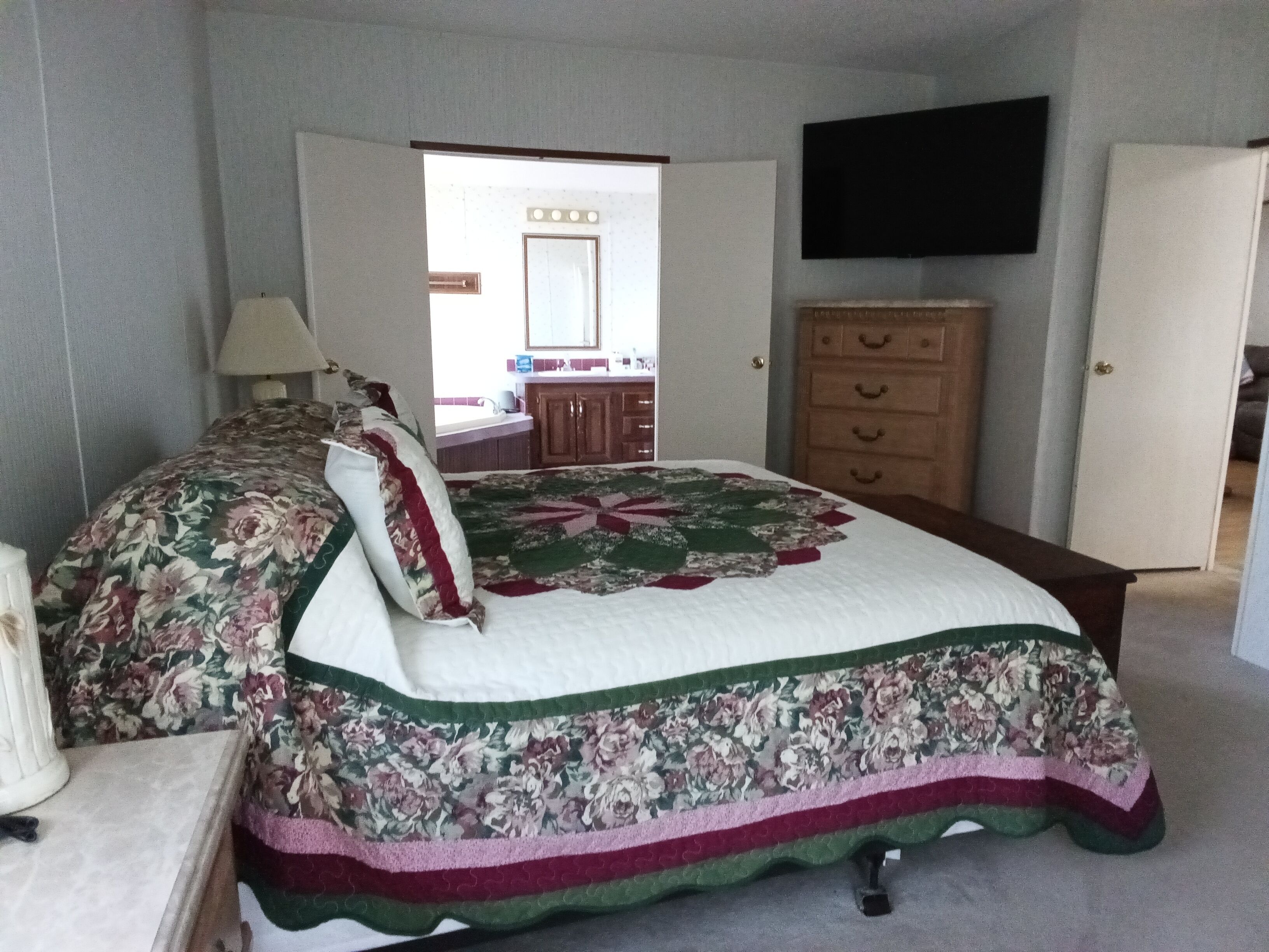 3 間睡房、Wi-Fi、床單、方便輪椅出入