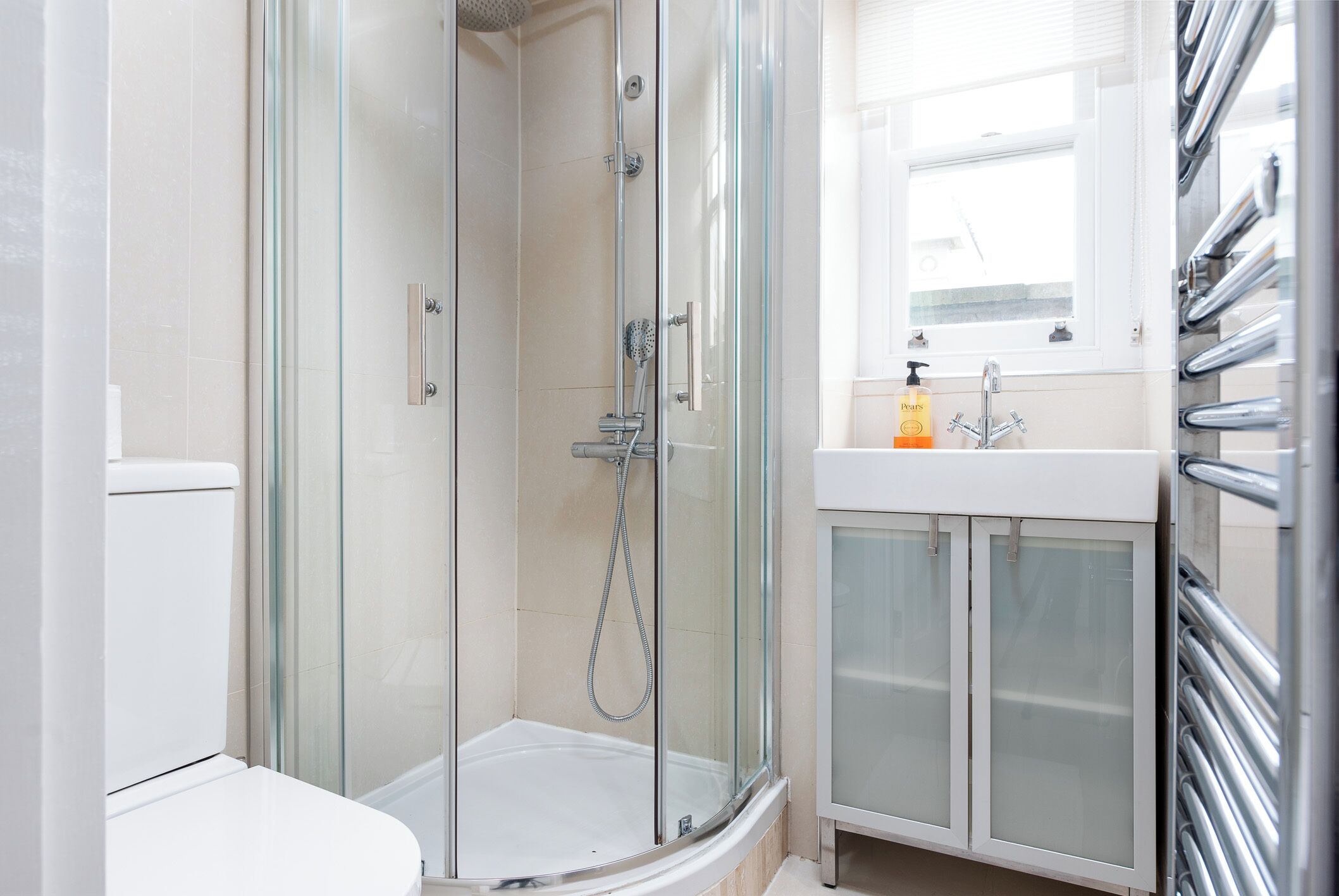 Classic Apartment | Bathroom