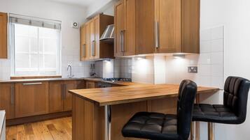 Classic Apartment | Private kitchen