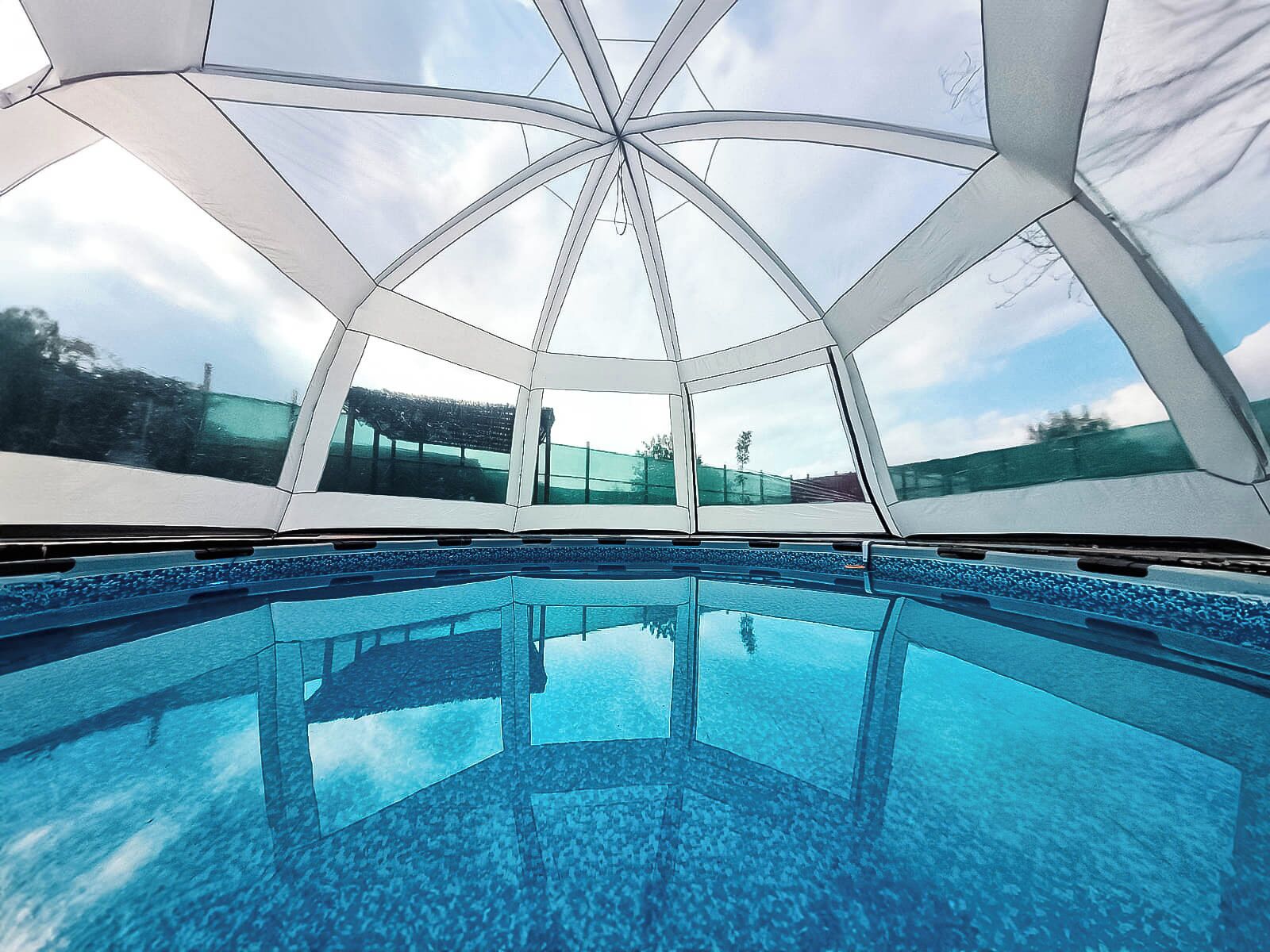Indoor pool, outdoor pool