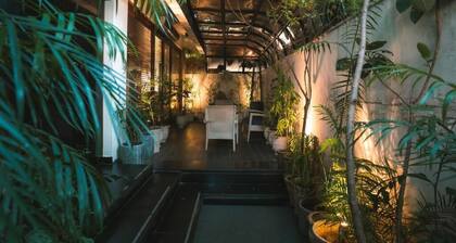 Rockville House MG Serai Boutique Hotel