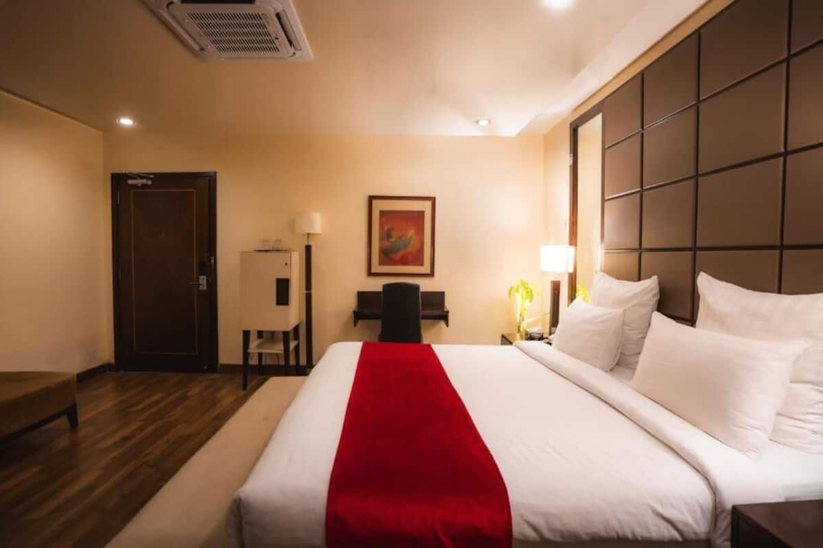 Deluxe-Doppelzimmer | Schallisolierte Zimmer, Bügeleisen/Bügelbrett, kostenloses WLAN