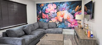 2-bedroom apartment in wonderful Sacramento with WiFi