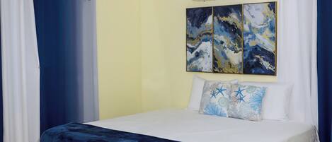 1 chambre, fer et planche à repasser, Wi-Fi, literie fournie