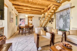 TV, fireplace, books, stereo