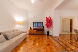 Apartment, Smoking | 3 bedrooms